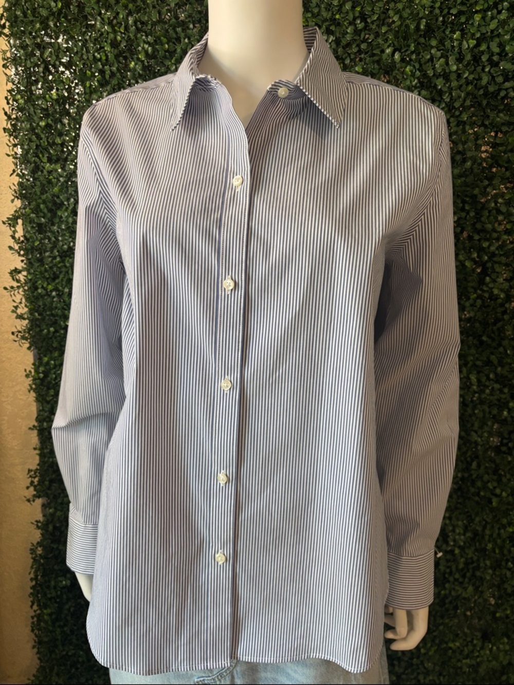 Liz Claiborne Blue and White Pinstripe Button-Up Shirt